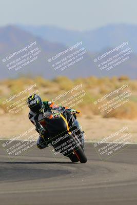 media/Oct-08-2022-SoCal Trackdays (Sat) [[1fc3beec89]]/Turn 16 (125pm)/